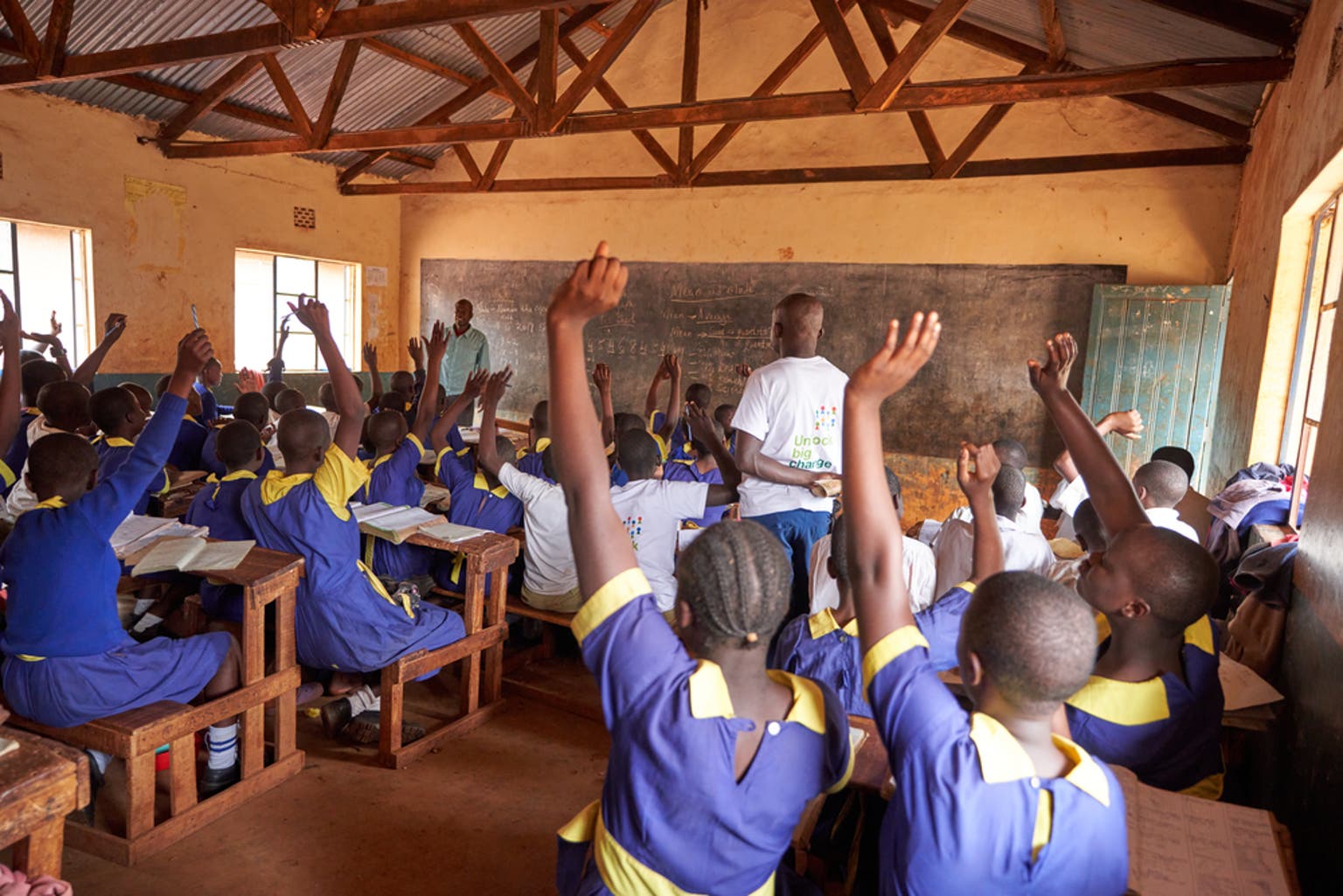 Students in Emutsuru Primary School having a Mathematics class_Kenya