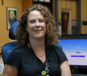 Photo of Sarah Downs