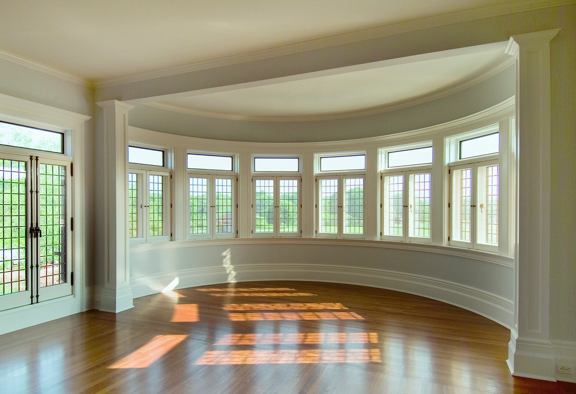 north haven home interior curved room