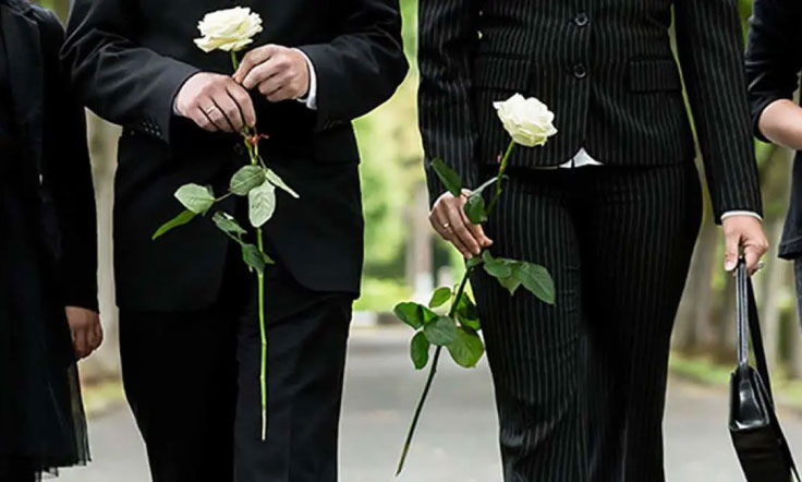 Meanings of Traditional Funeral Flowers