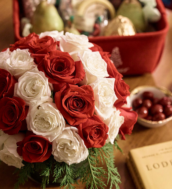 christmas-flowers-ugc-image-christmas-fy26.jpg