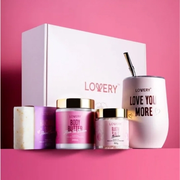 8 Piece Body Care Gift Set for Mom