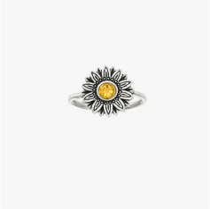 Luca + Danni Sunflower Ring
