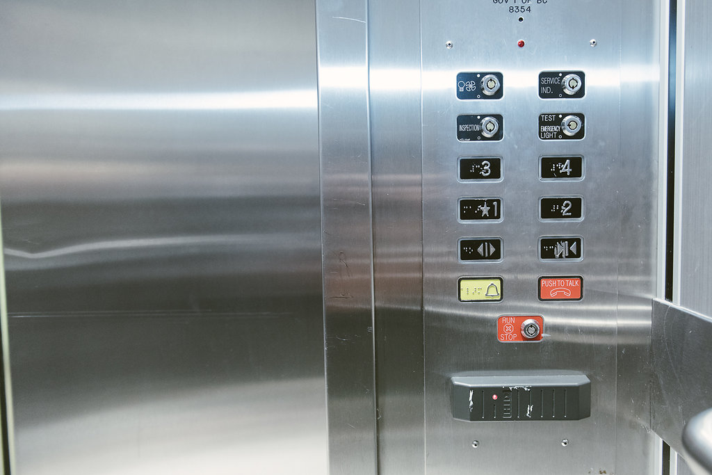 elevating-elevator-panel-safety.jpg
