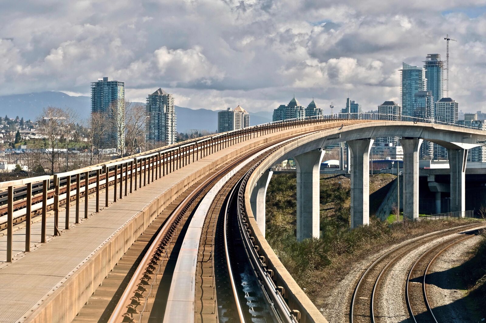 Rail-elevated-rail-safety-medium.jpg
