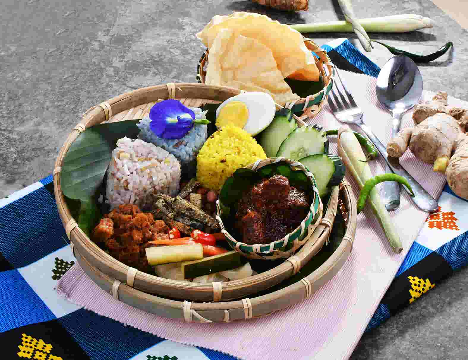 Vegetarian food at Biogreen Puchong Gateway