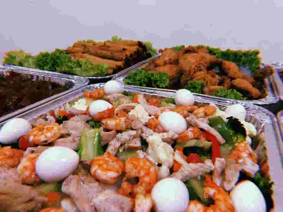 Asian food at Glory’s Filipino Kitchen