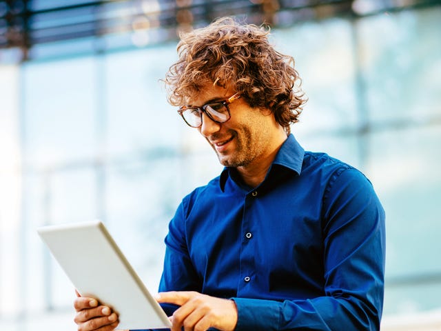 collaborateur pendant un cours de langue privé