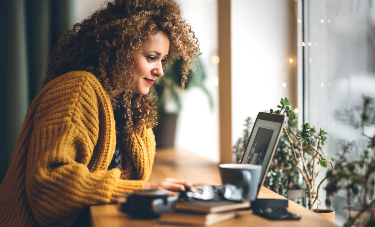 Learn a language online with an instructor