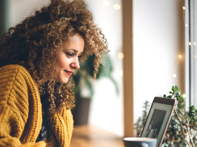 Learn a language online with an instructor