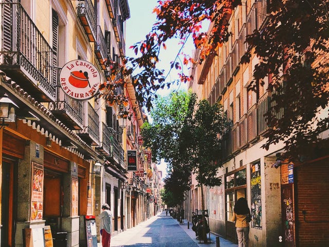 English And Spanish Courses In Spain Learn Spanish Berlitz