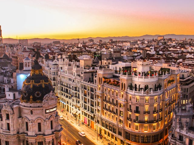 English And Spanish Courses In Spain Learn Spanish Berlitz