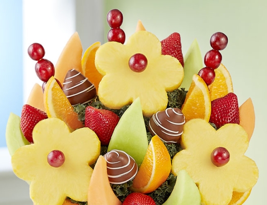 Fruit Bouquets Deliver delicious fruit bouquets to share