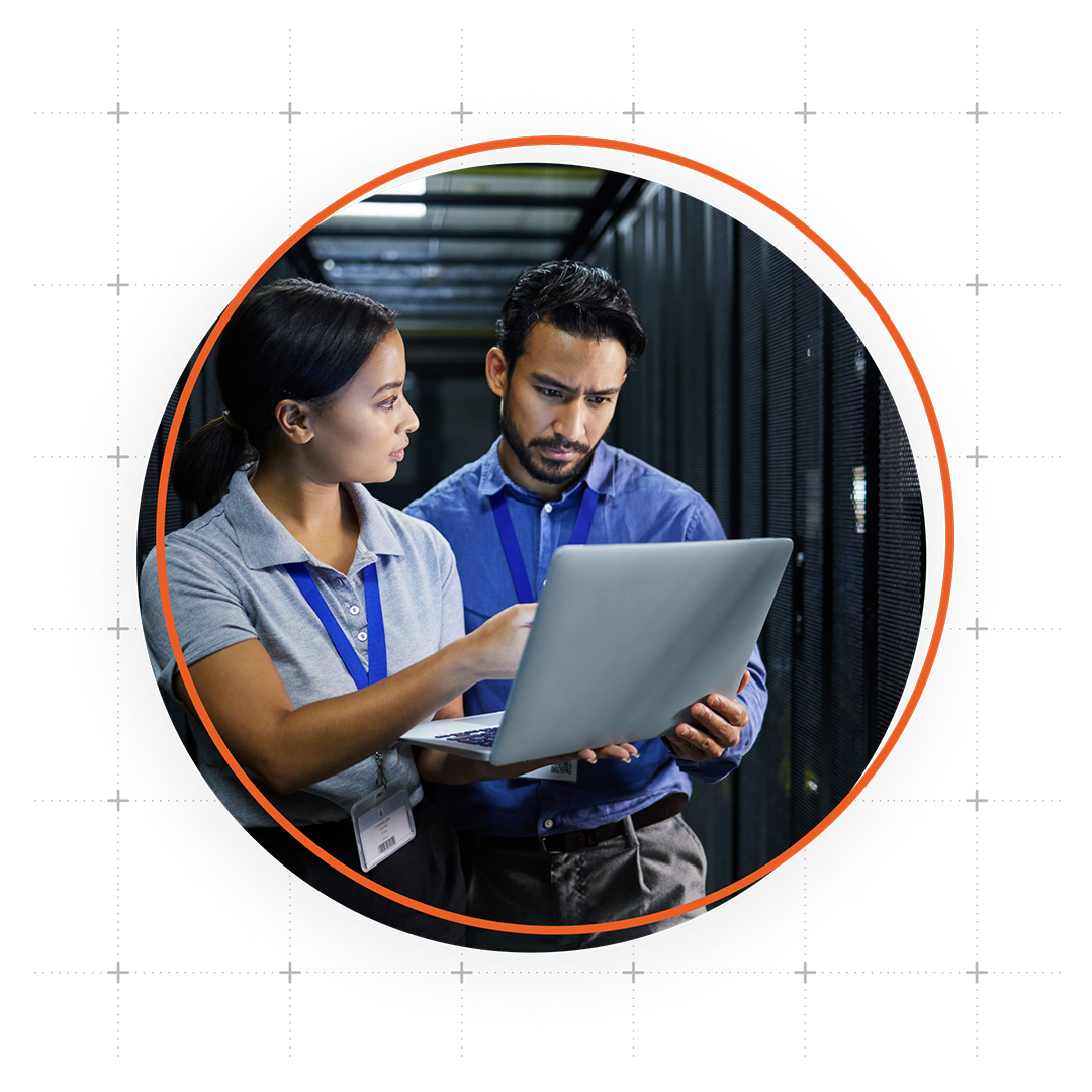 image-solutions-xdr-security-two-people-reading.png