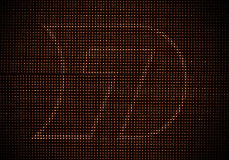 banner-medium-r7-led.webp