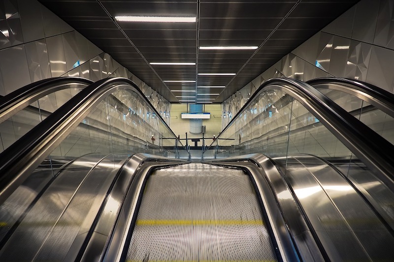 escalator.jpg
