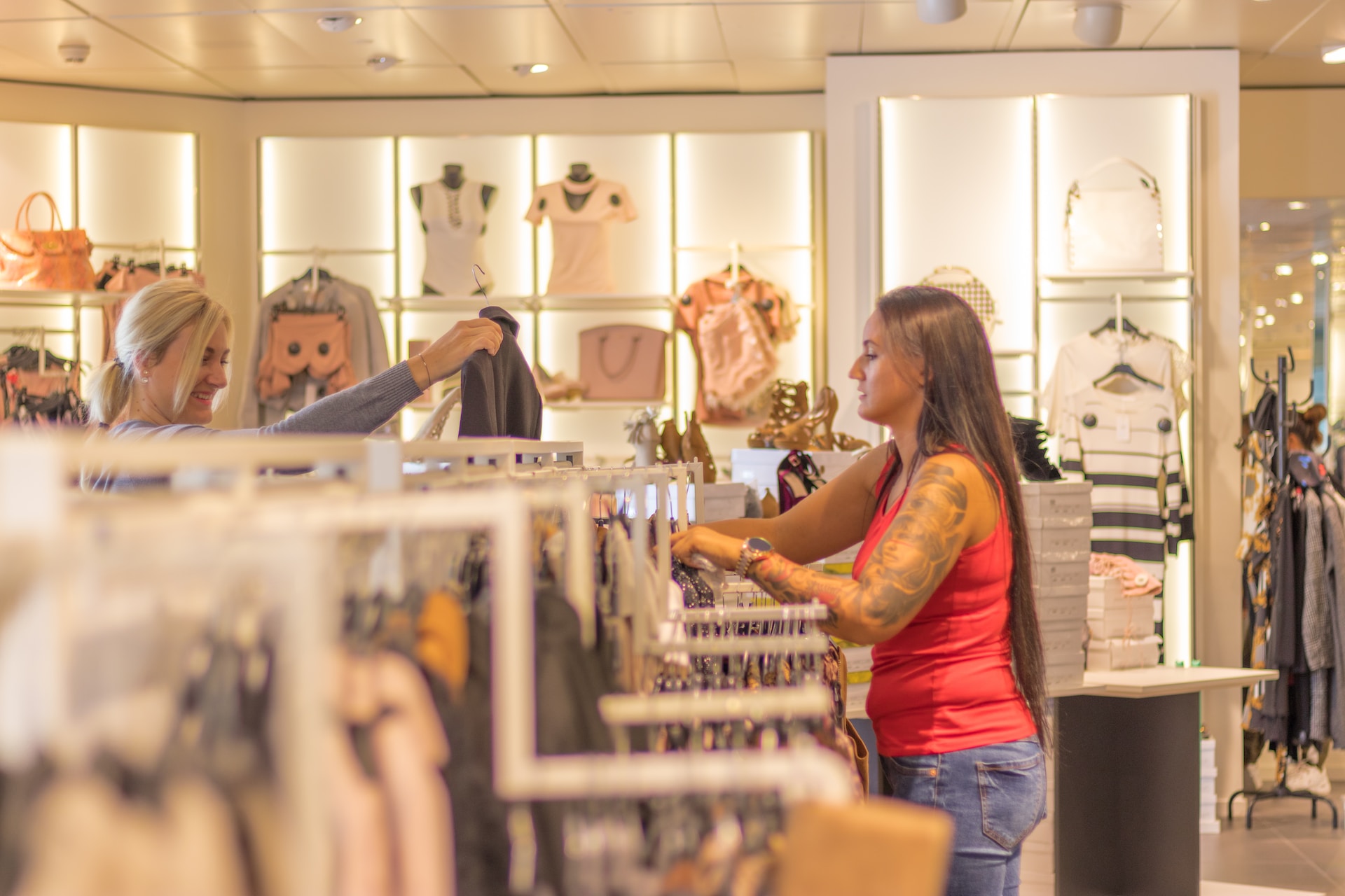 customer-focused-retail-cio.jpg