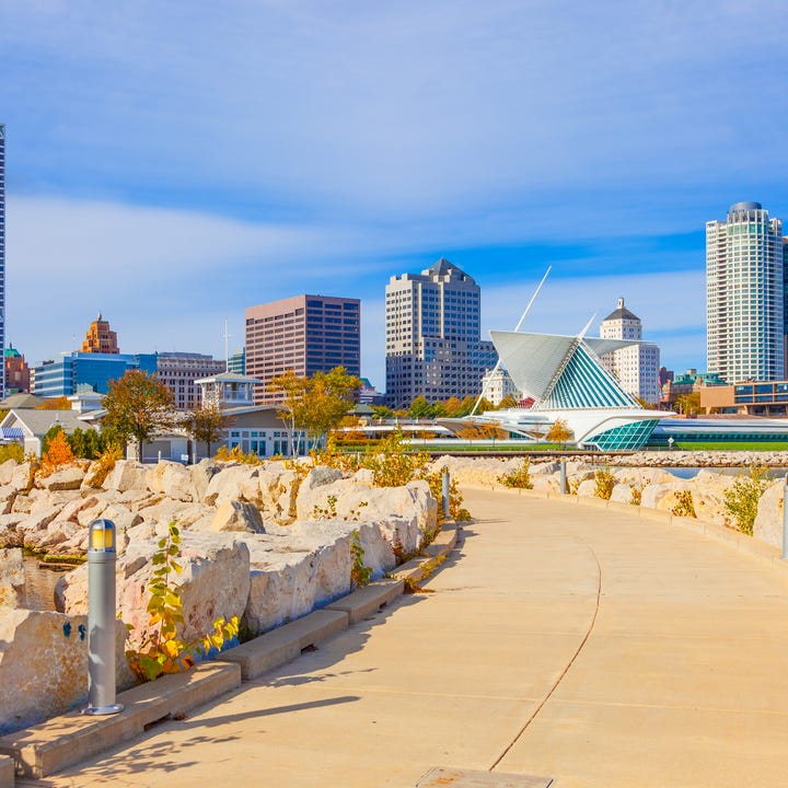MilwaukeeSkyline.jpg