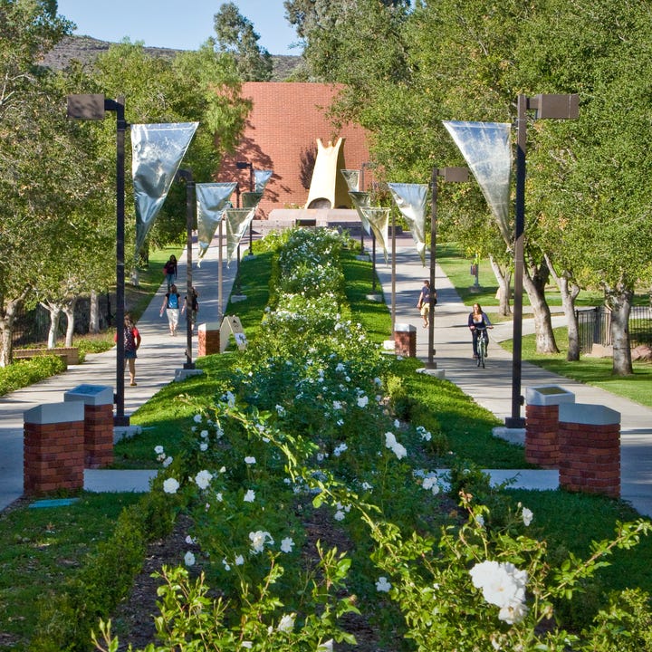 California-Lutheran-University_Campus-2.jpg
