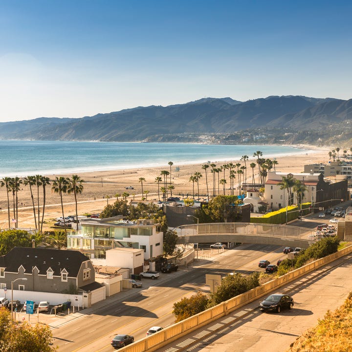 Santa_Monica_Beach.jpg