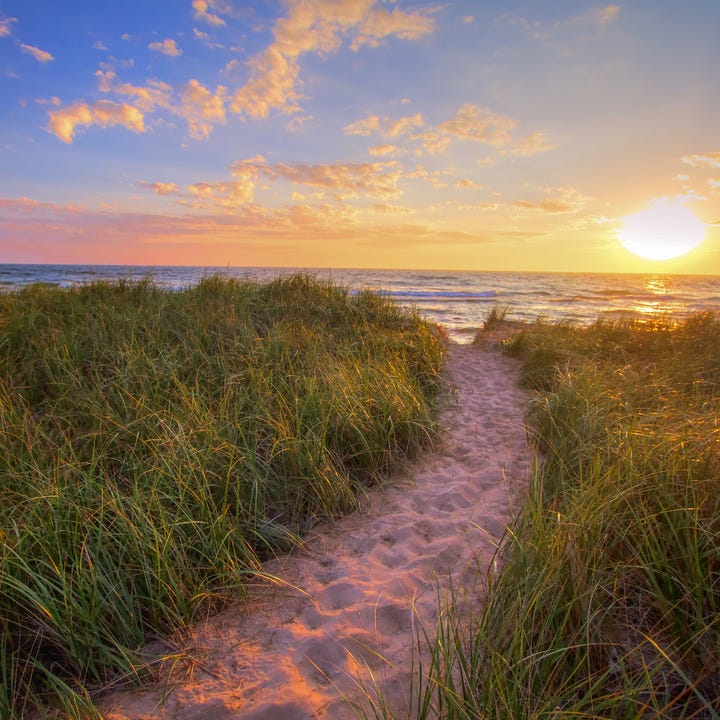 Grand_Rapids_Lake_Michigan.jpg