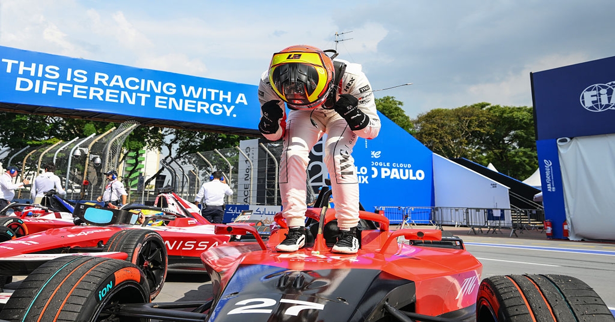 Sao Paulo E-Prix peloton-style win ends Dennis’ dry spell and turns a tactical page