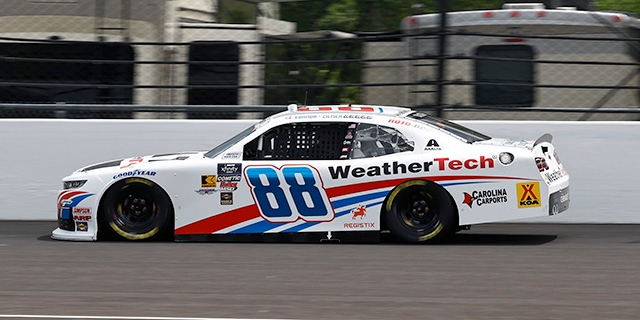 Zilisch leads NASCAR Xfinity practice at IMS; Cup practice rained out
