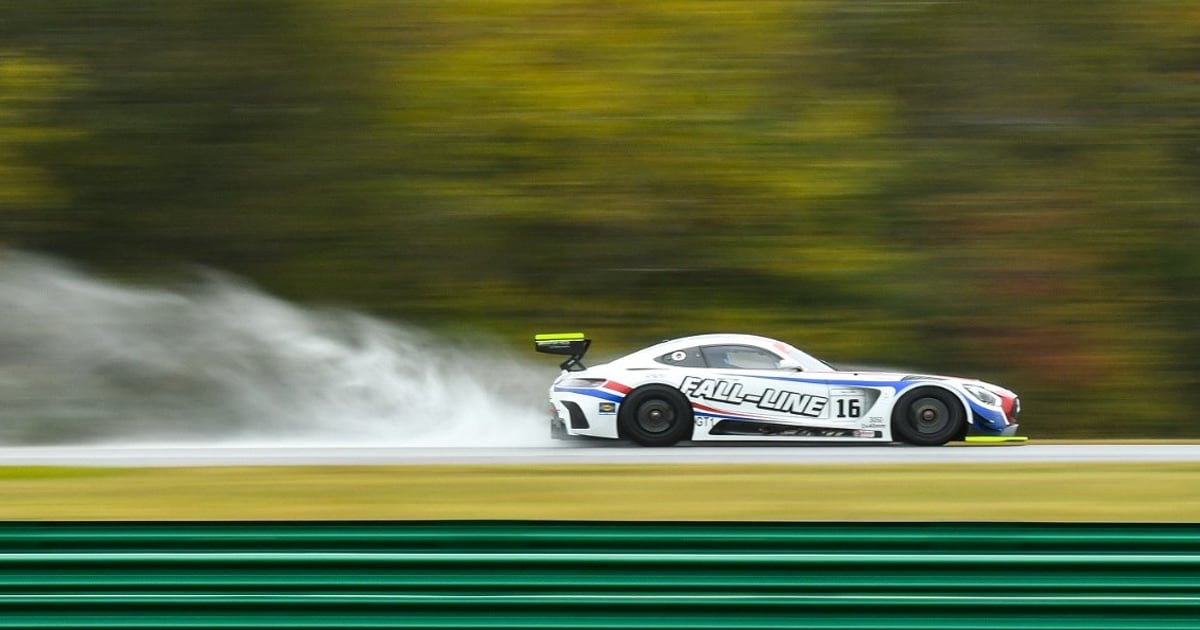 Herb repeats in rain for Runoffs GT-1 win | RACER