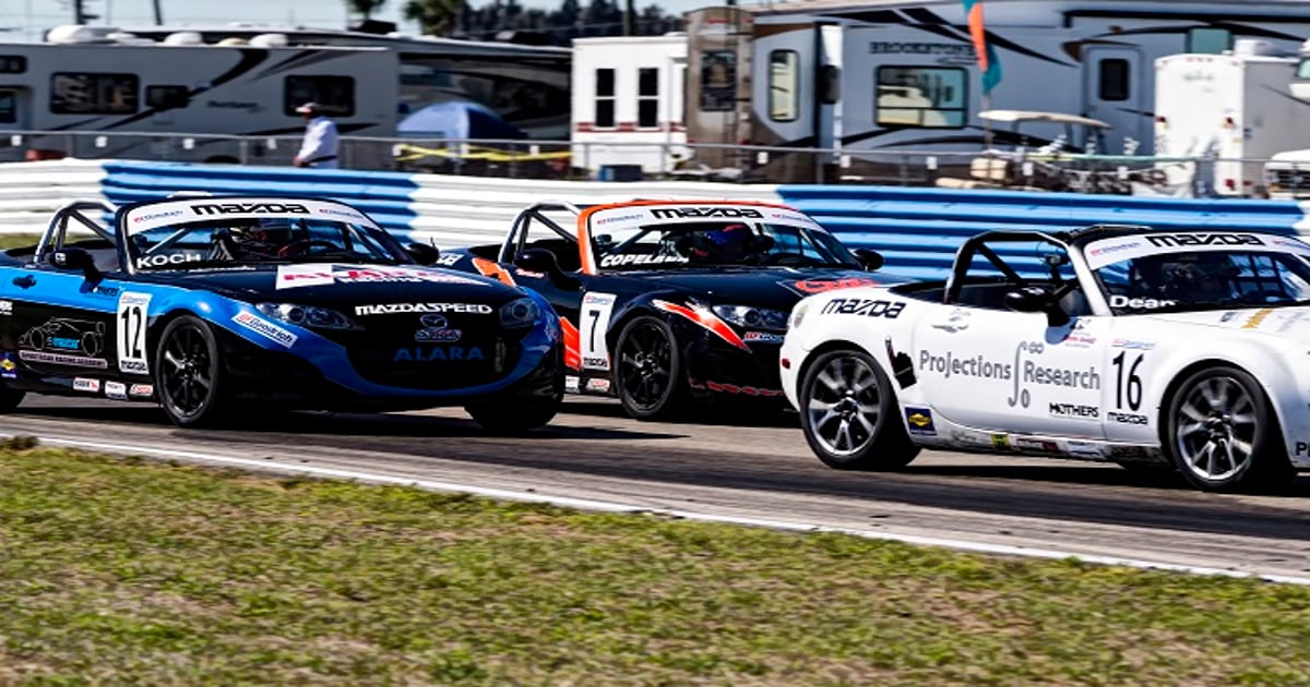 Mazda MX-5 Cup: On the line at Sebring | RACER