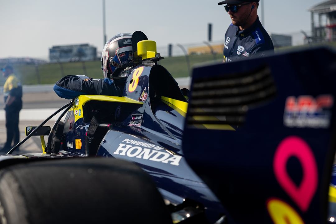 UPDATED: Foster, Dixon, Simpson entries get engine penalties