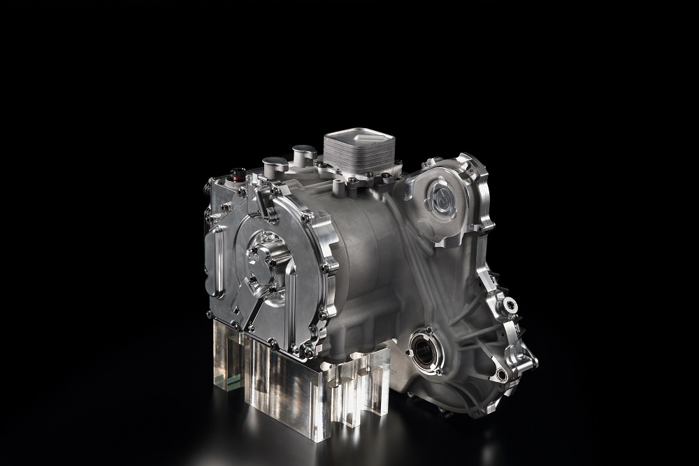 Toyota reveals TS050 HYBRID powertrain | RACER