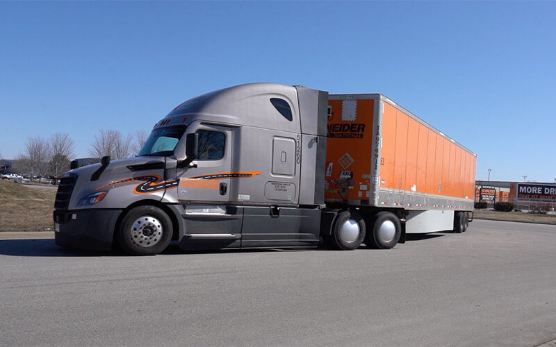 2021 Freightliner Cascadia truck with trailer