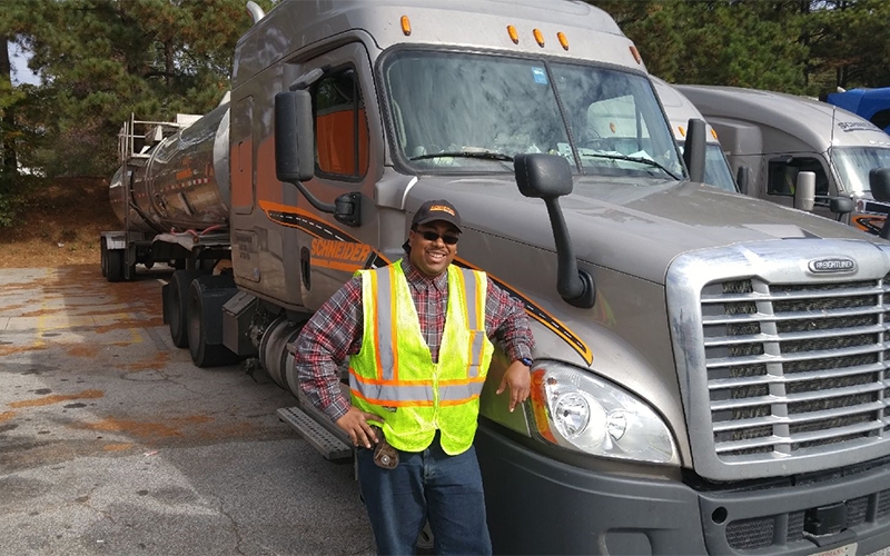 Jarrett Bryant Schneider Truck Driver