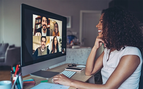 When working remotely, it can be tough to make a connection with your coworkers. Check out these peer-to-peer recognition ideas to help strengthen the connection.