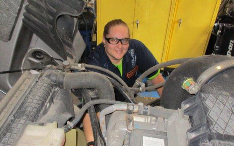 Lindsey Turner, a female diesel technician at Schneider, has been in her role for over seven years.