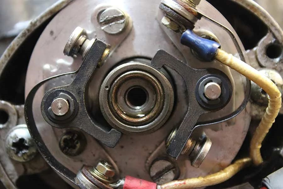 Image of ignition points in a motorcycle.