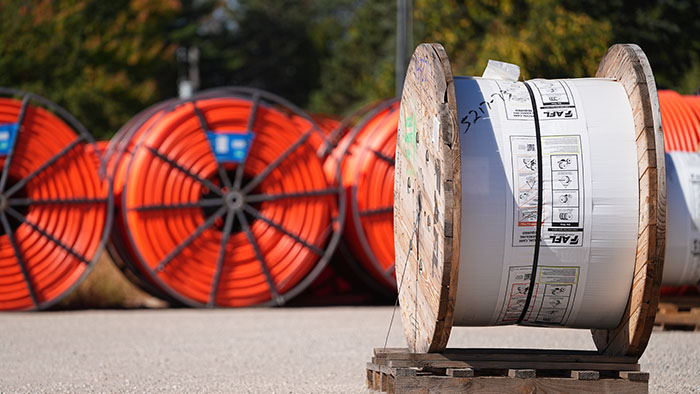 CustomerStoryPics-2024AR-700x394_0026_ECEnergy2.jpg