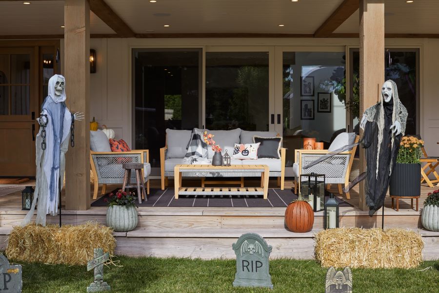 How to Decorate for Halloween