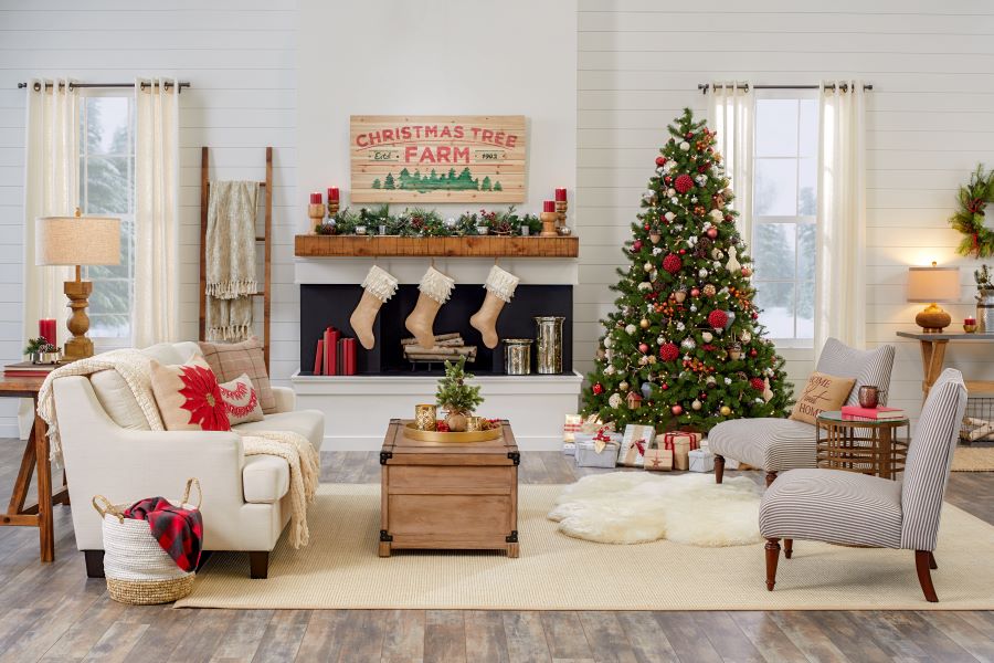 Traditional Christmas Decor