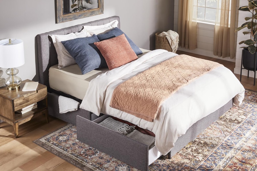 Best Ways to Store Bedding