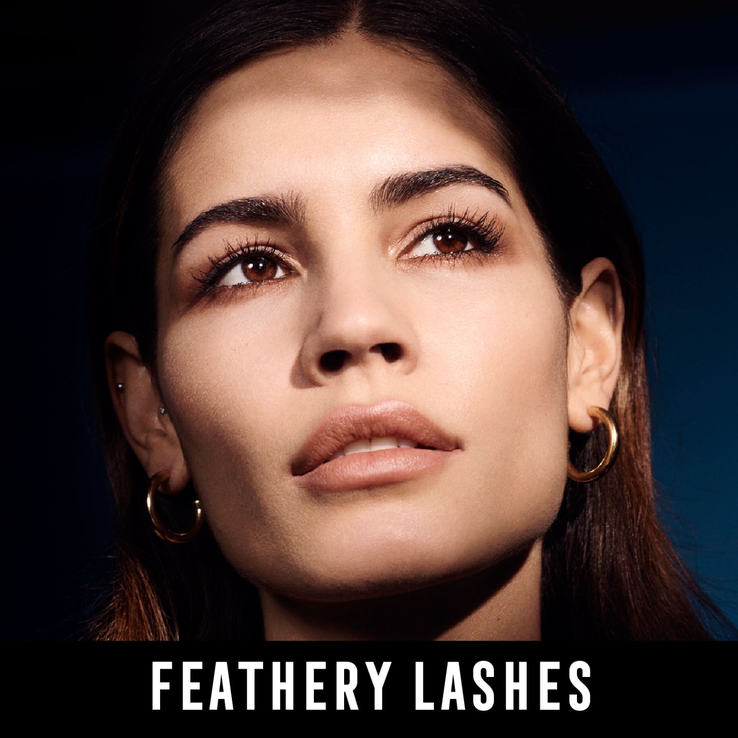 Max Factor Mascara Waterproof Volumizzante Divine Lashes con Applicatore  Ultra Morbido, a Lunga Durata ->