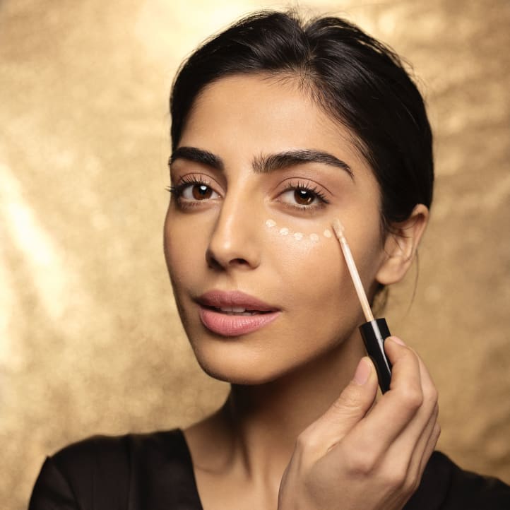 max factor foundations & concealers