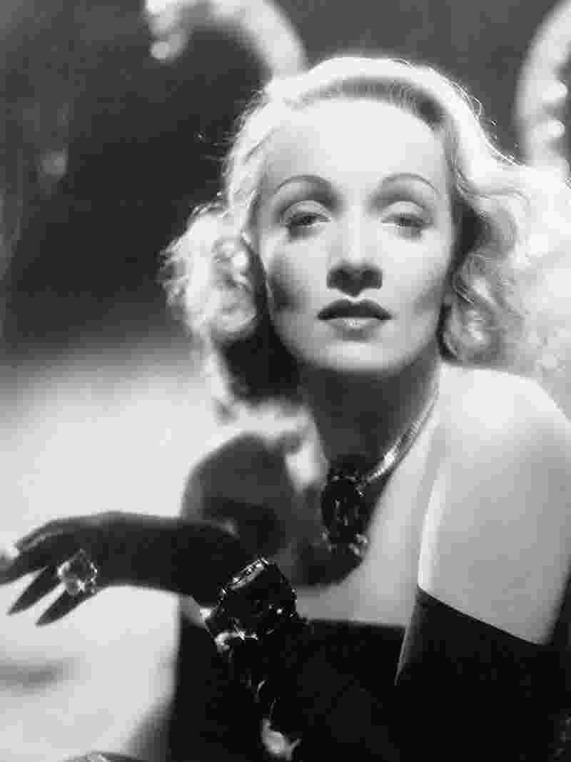 Marlene Dietrich - Glamorous Beauty Secrets | Max Factor