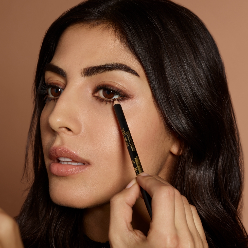 how to apply pencil eyeliner step by step pictures