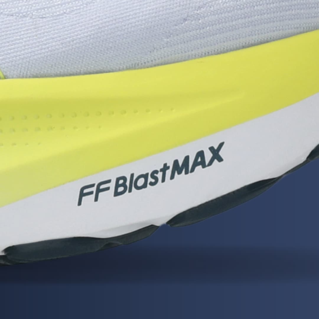 軽くはずむような走り心地