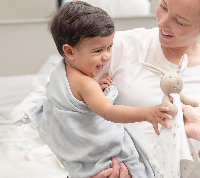 Child with Little Bamboo Bib