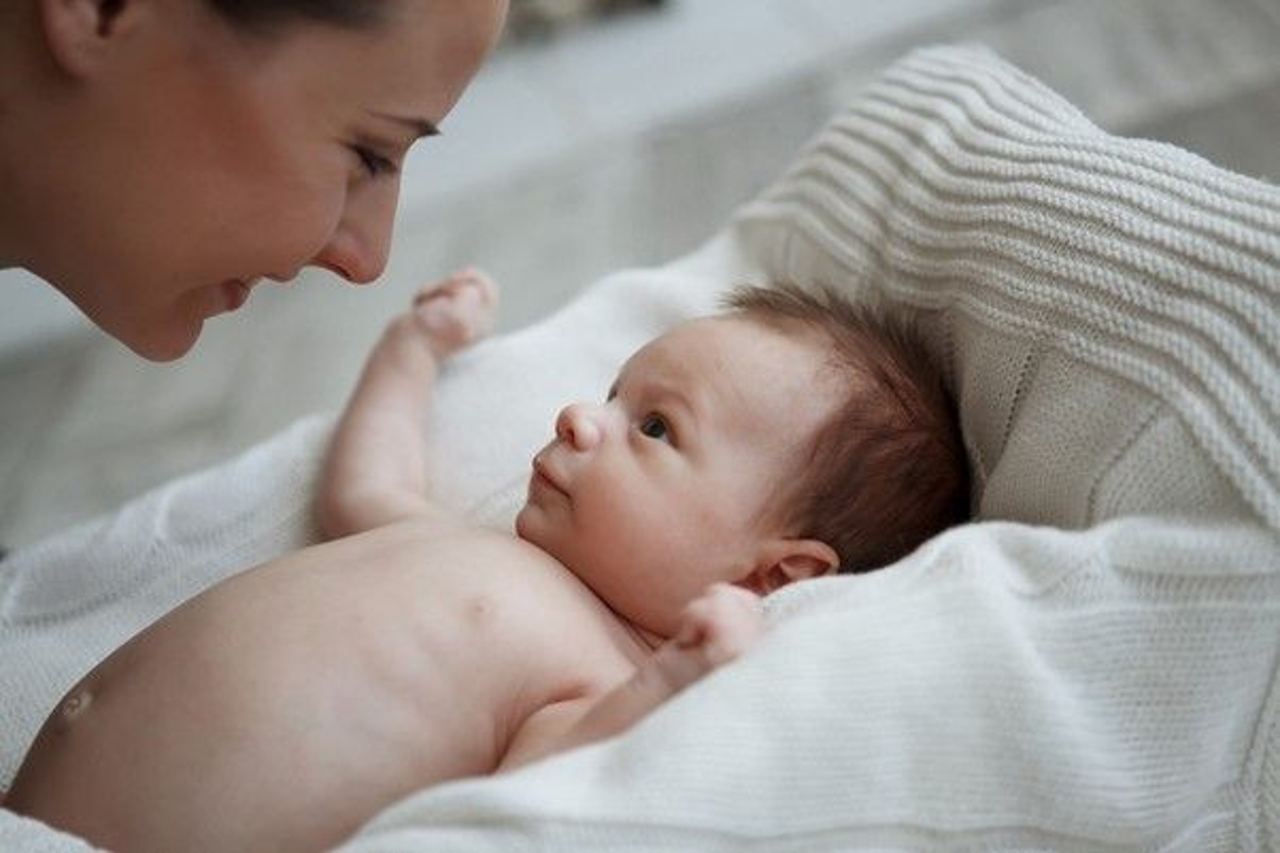 Description for babytalk image code what-can-my-baby-see
