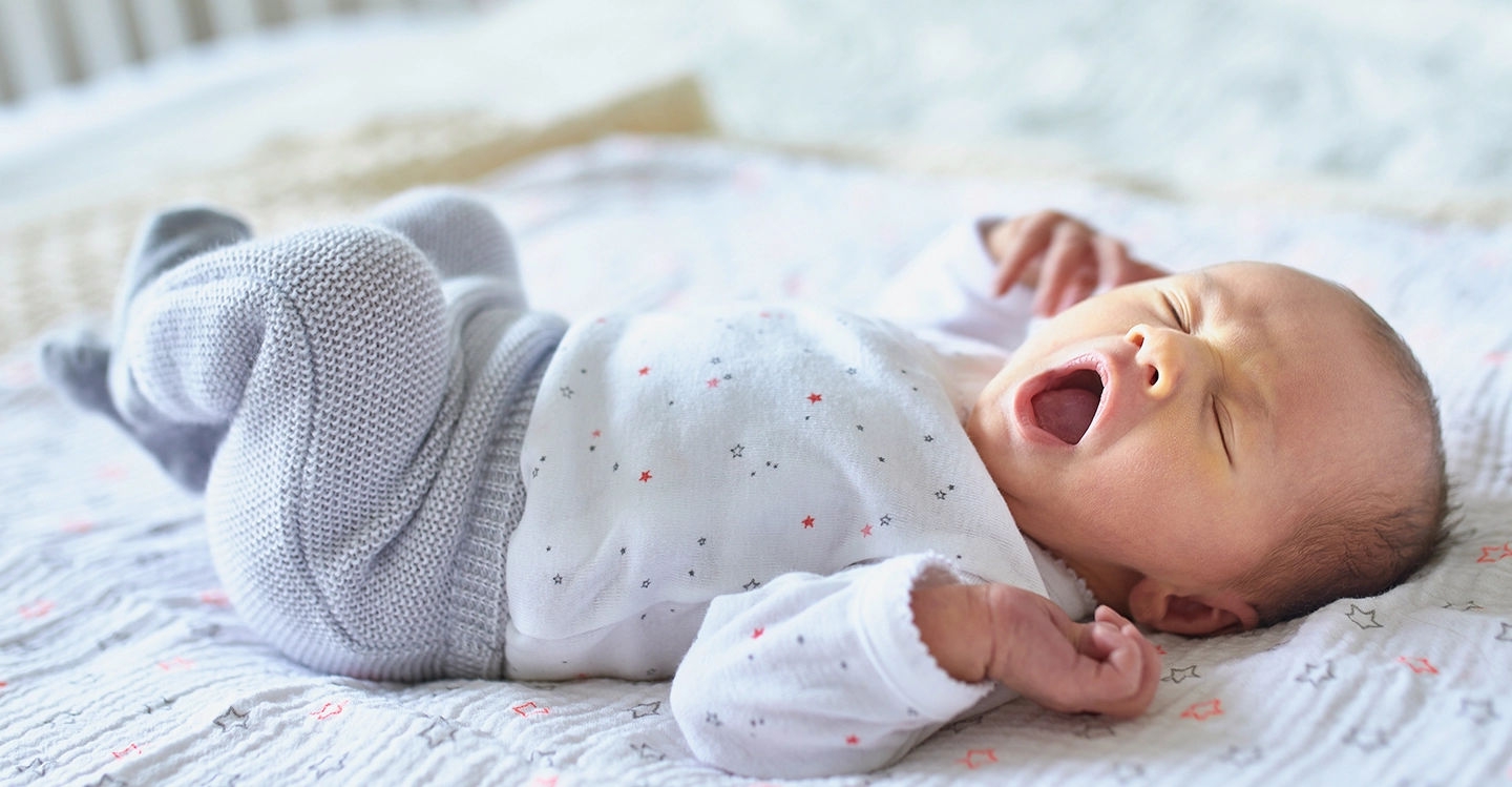 How can I tell if my newborn is tired?
