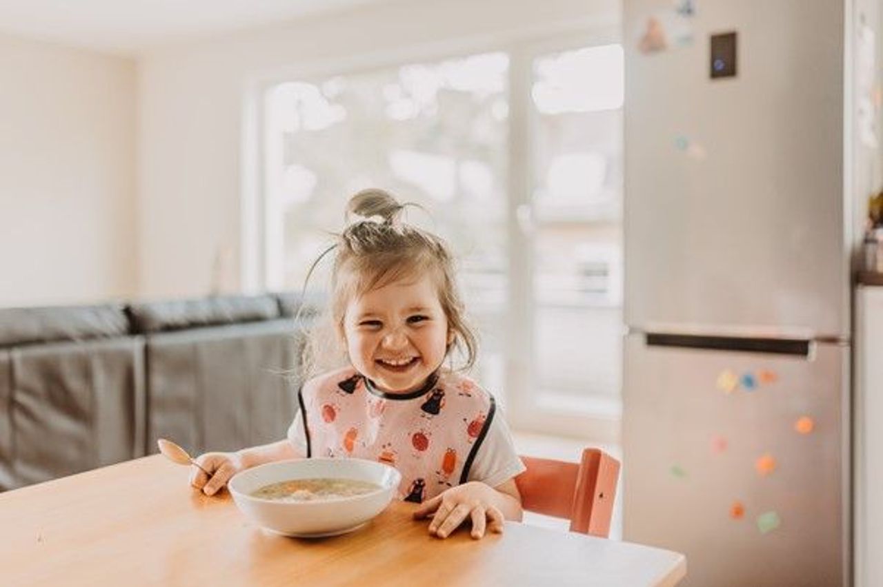 Description for babytalk image code toddlers-and-dinner-time