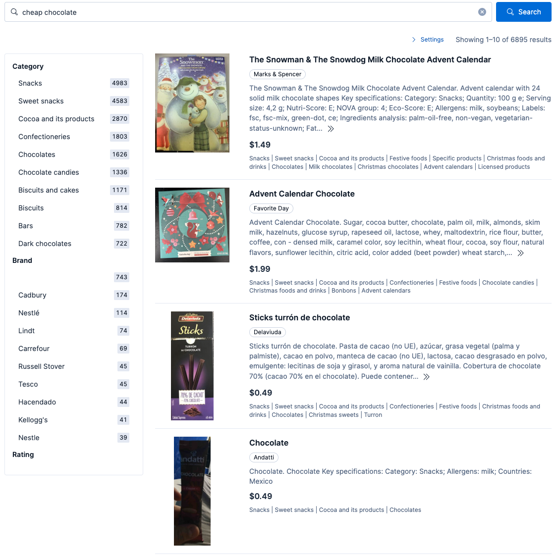 Suchergebnisseite für die Suchabfrage „günstige Schokolade“, die links Kategorie- und Markenfilter und rechts eine Produktliste anzeigt, mit mehreren Schokoladenartikeln, Preisen, Kategorien und insgesamt 6.895 Ergebnissen oben.